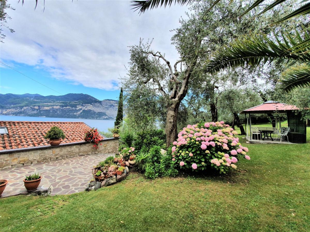 Casa Valenti Apartment Brenzone sul Garda Exterior photo