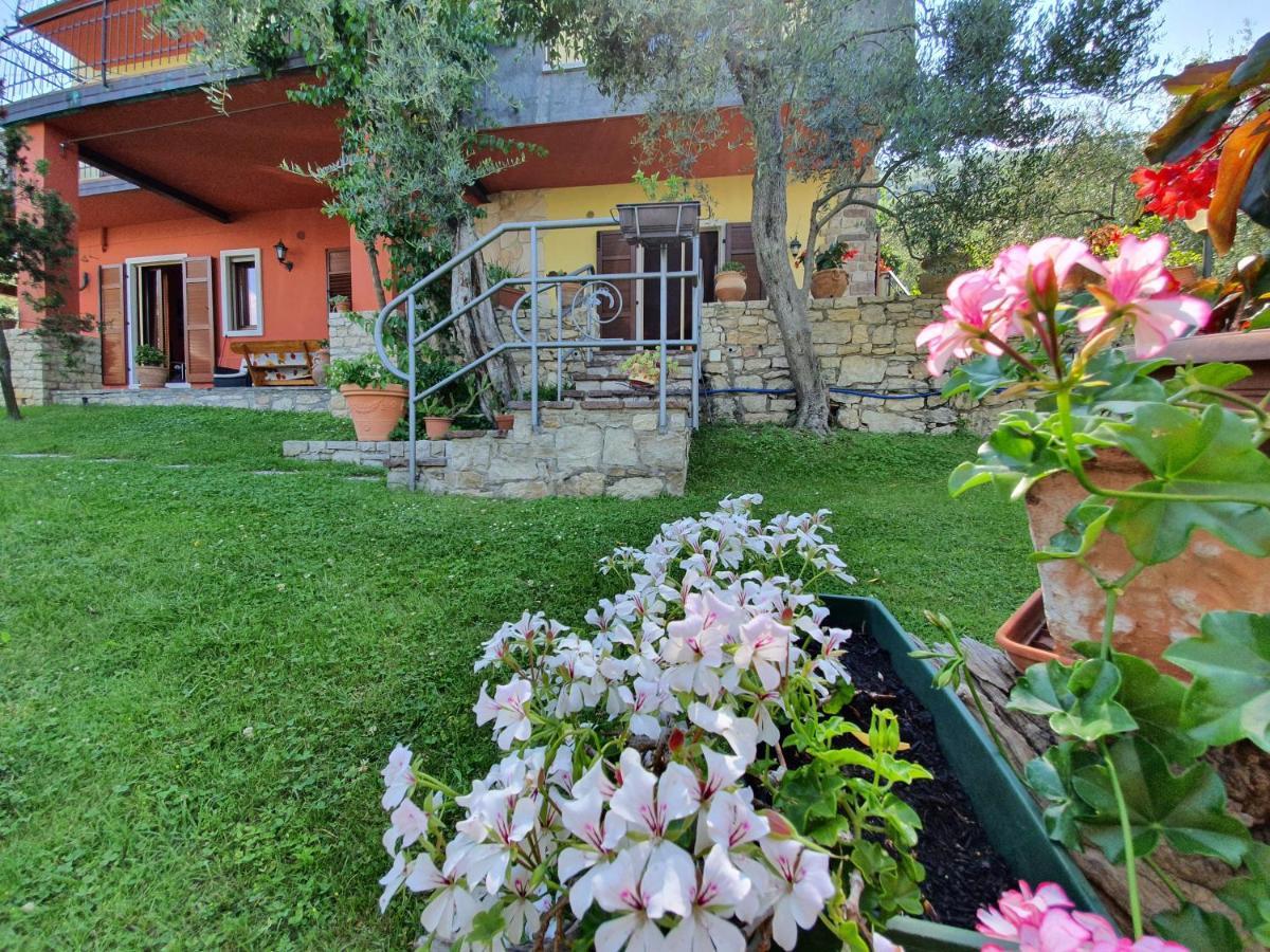 Casa Valenti Apartment Brenzone sul Garda Exterior photo