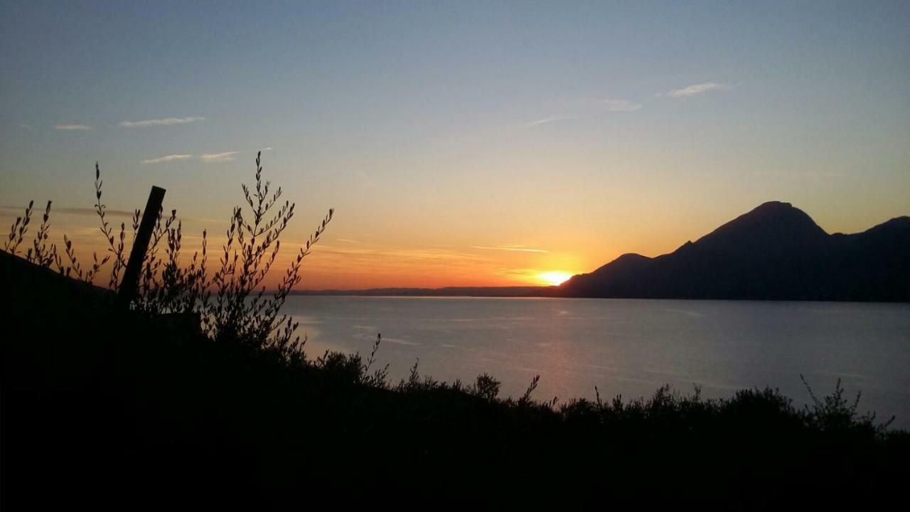 Casa Valenti Apartment Brenzone sul Garda Exterior photo